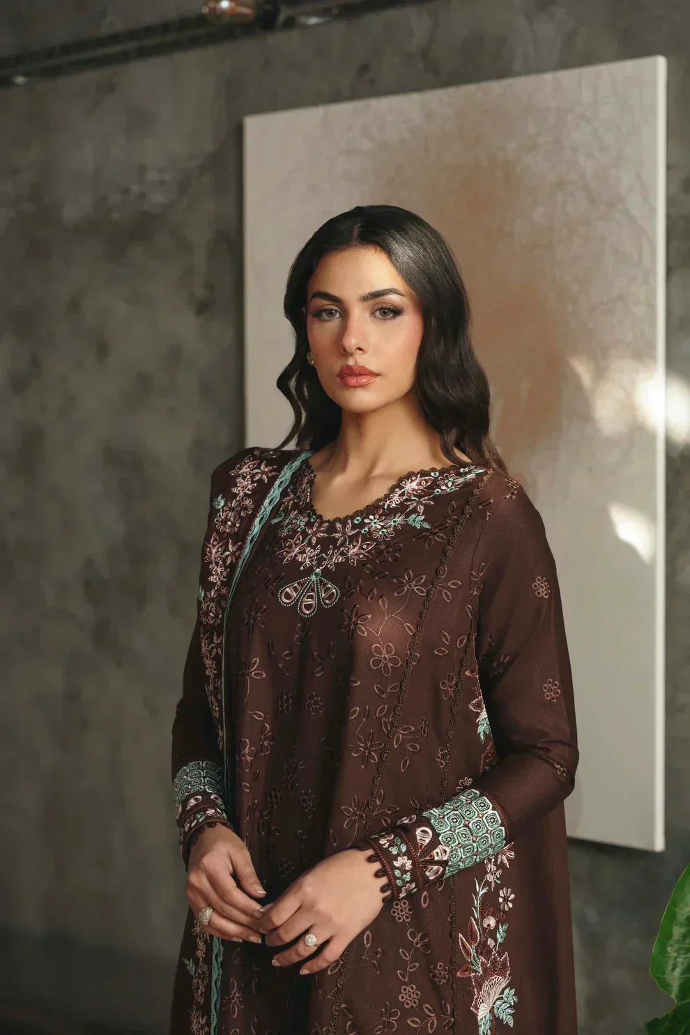 03-Lawn Suit With Thready Embroidery | Ready To Wear