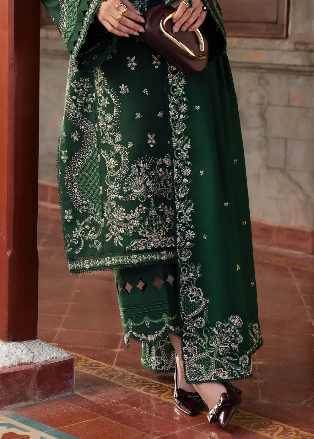 03-Piece Lawn Suit WIth Embroidery | Ready To Wear
