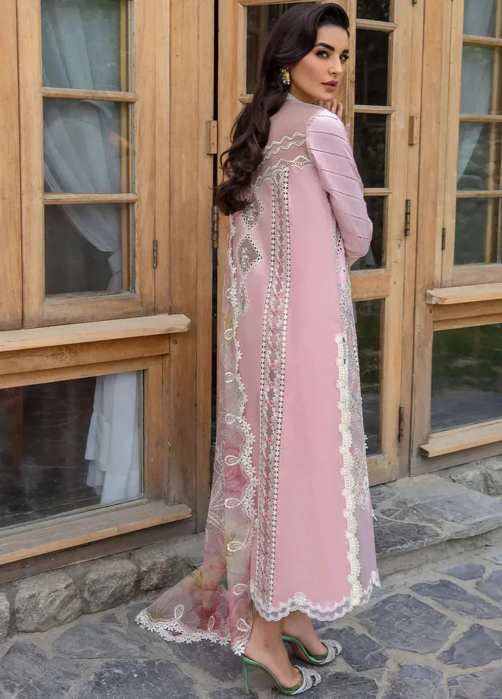 03-Piece Lawn Suit WIth Heavy Embroidery | Ready To Wear